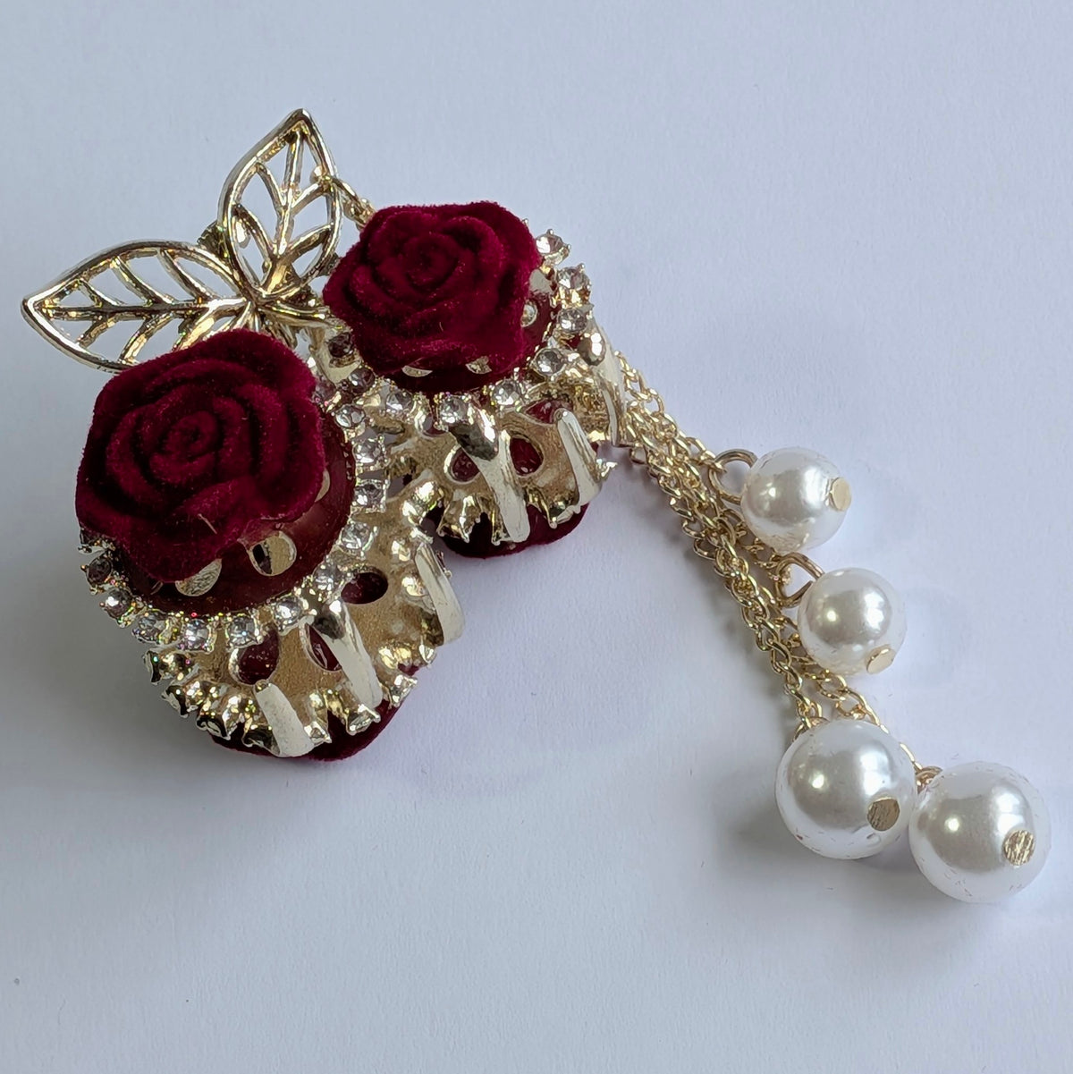 Cherry claw clip small