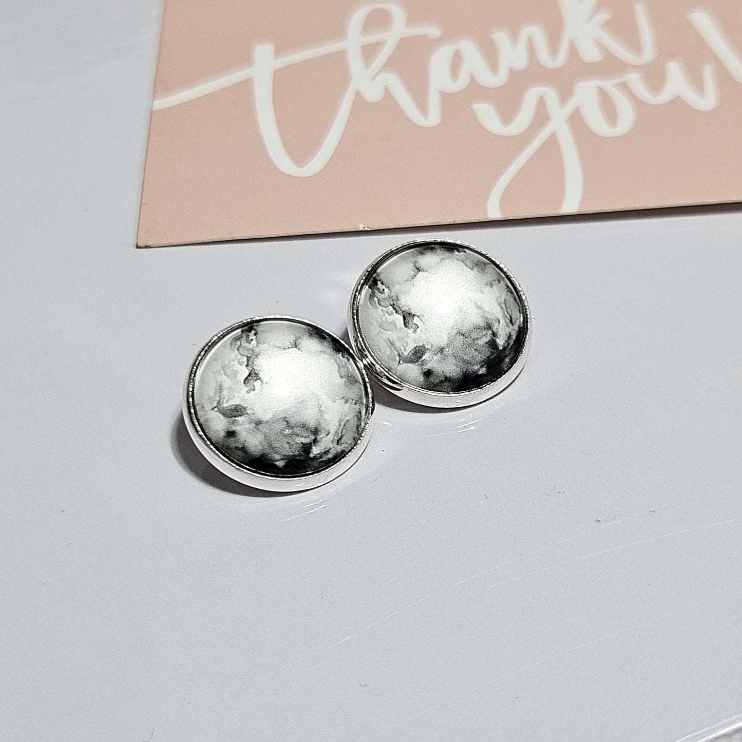 Smoke Design Clip-On Earrings – 16mm Cabochon | Non-Pierced | Hypoallergenic