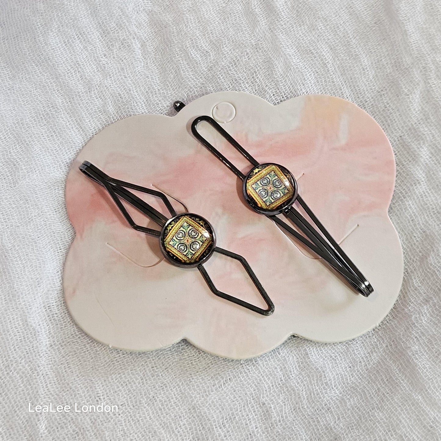 Black Bobby Pins Set of 2, Trendy Boho metal Hair Clips, Minimal Hair Accessories