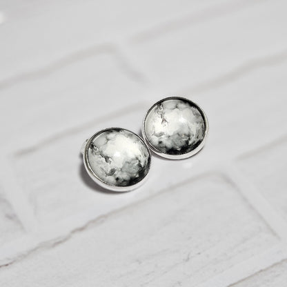 Smoke Design Clip-On Earrings – 16mm Cabochon | Non-Pierced | Hypoallergenic