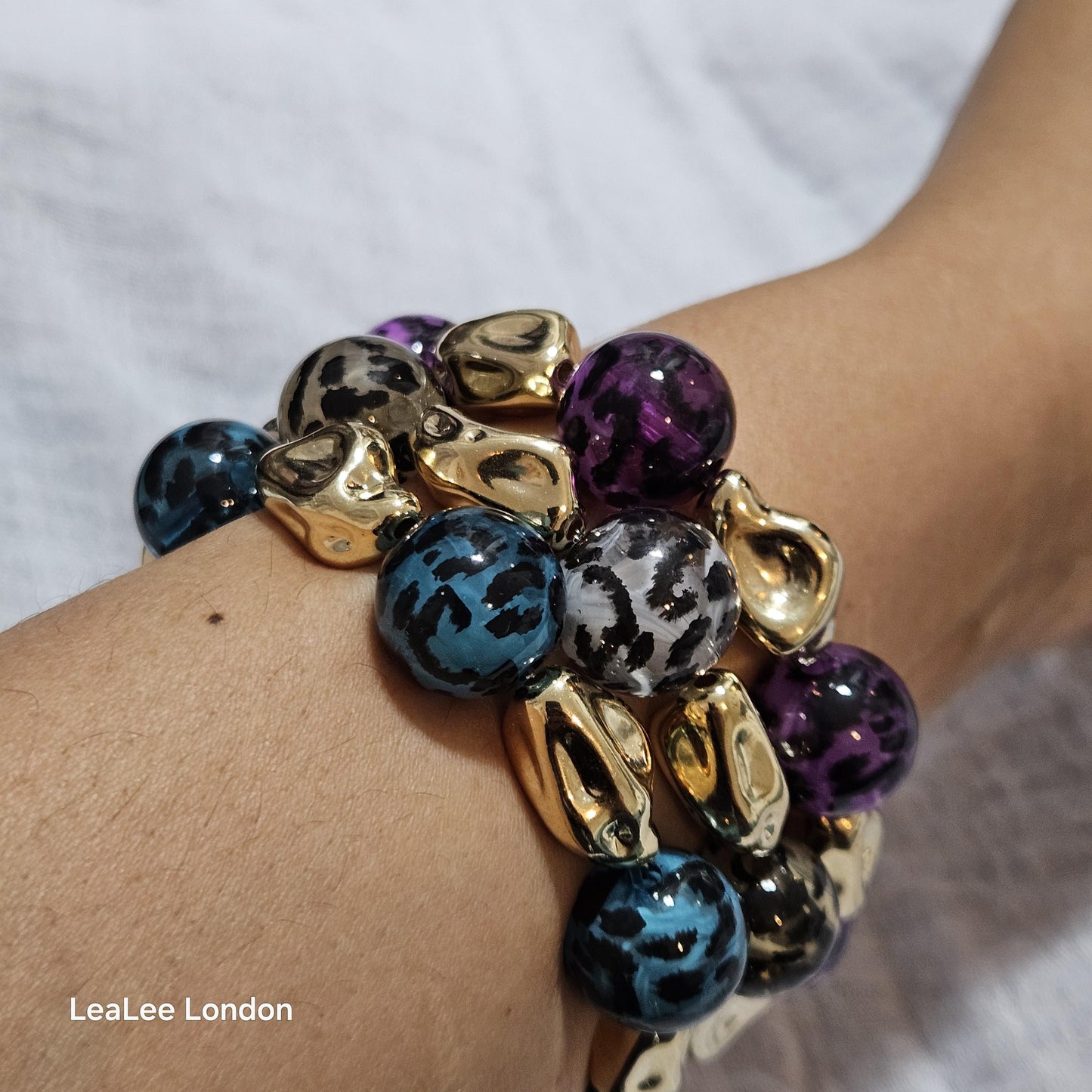 Handmade Cheetah Print Bracelet for Women – Chunky Elastic Beaded Bracelet with Gold Detail, UK Jewellery Gift