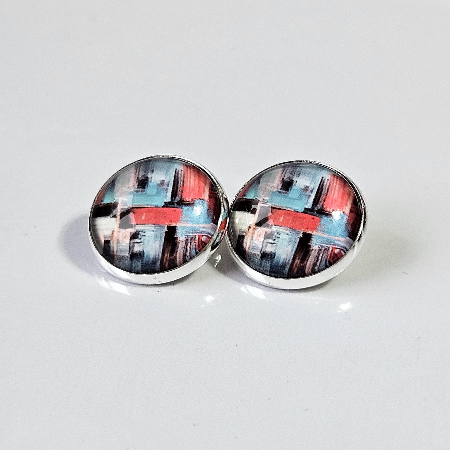 Red & Blue Abstract Paint Stroke Clip-On Earrings – 16mm Cabochon | Non-Pierced