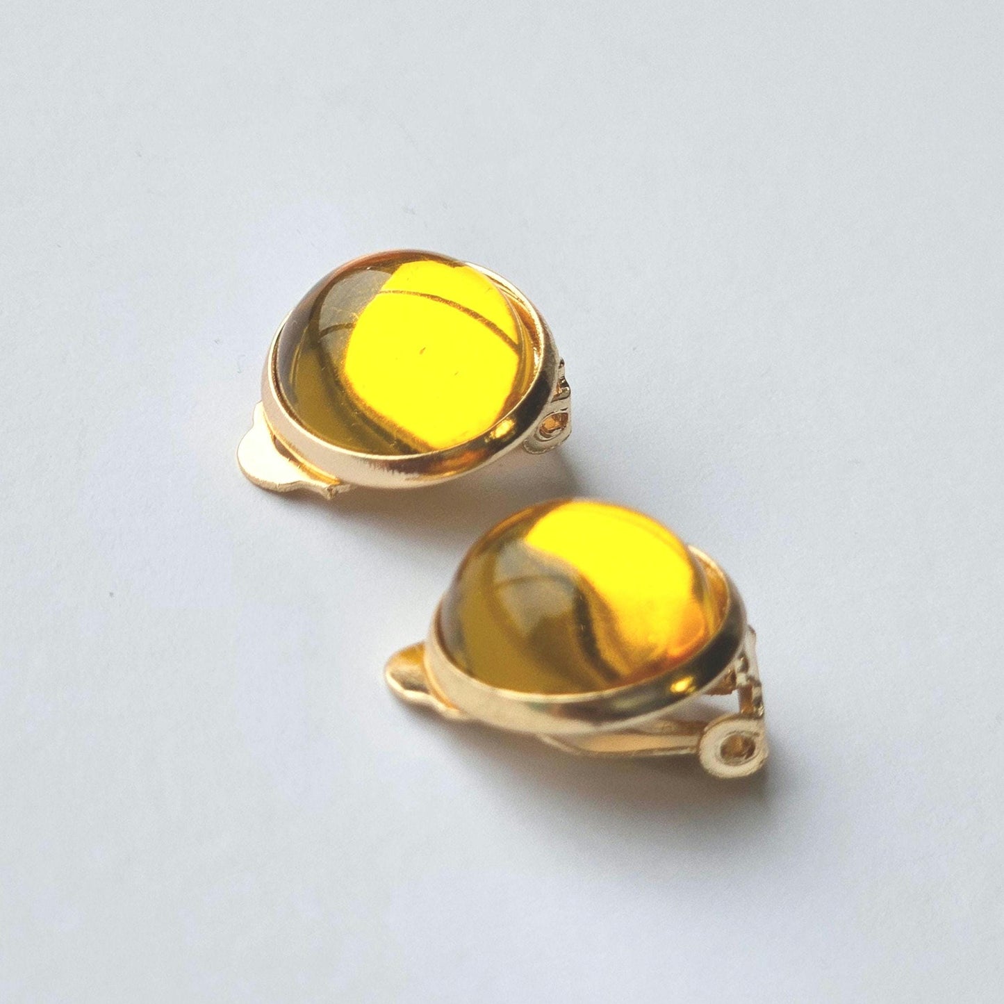 Yellow Resin Clip-On Earrings – 12mm Cabochon | Non-Pierced | Rose Gold Tone