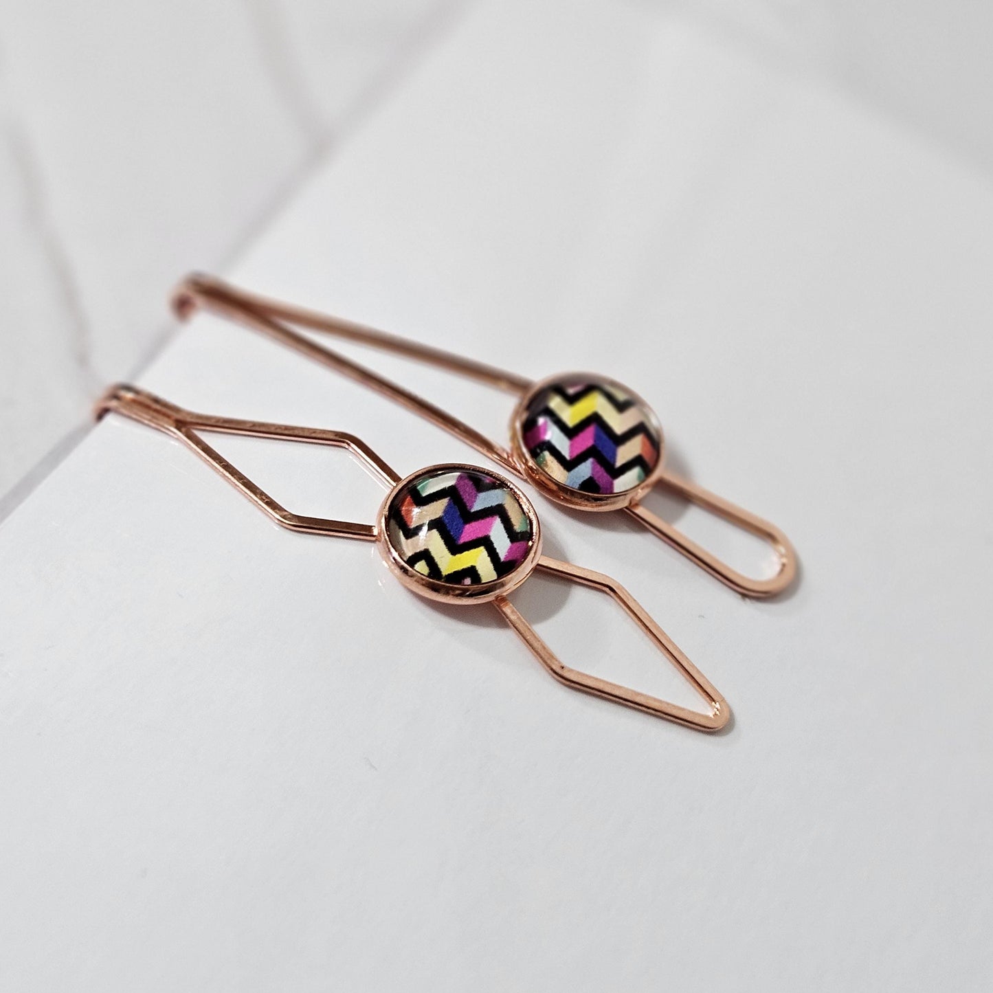 Trendy Bobby Pins Set, Patterned Bobby Pins Set of 2, Handmade Cabochon Clip