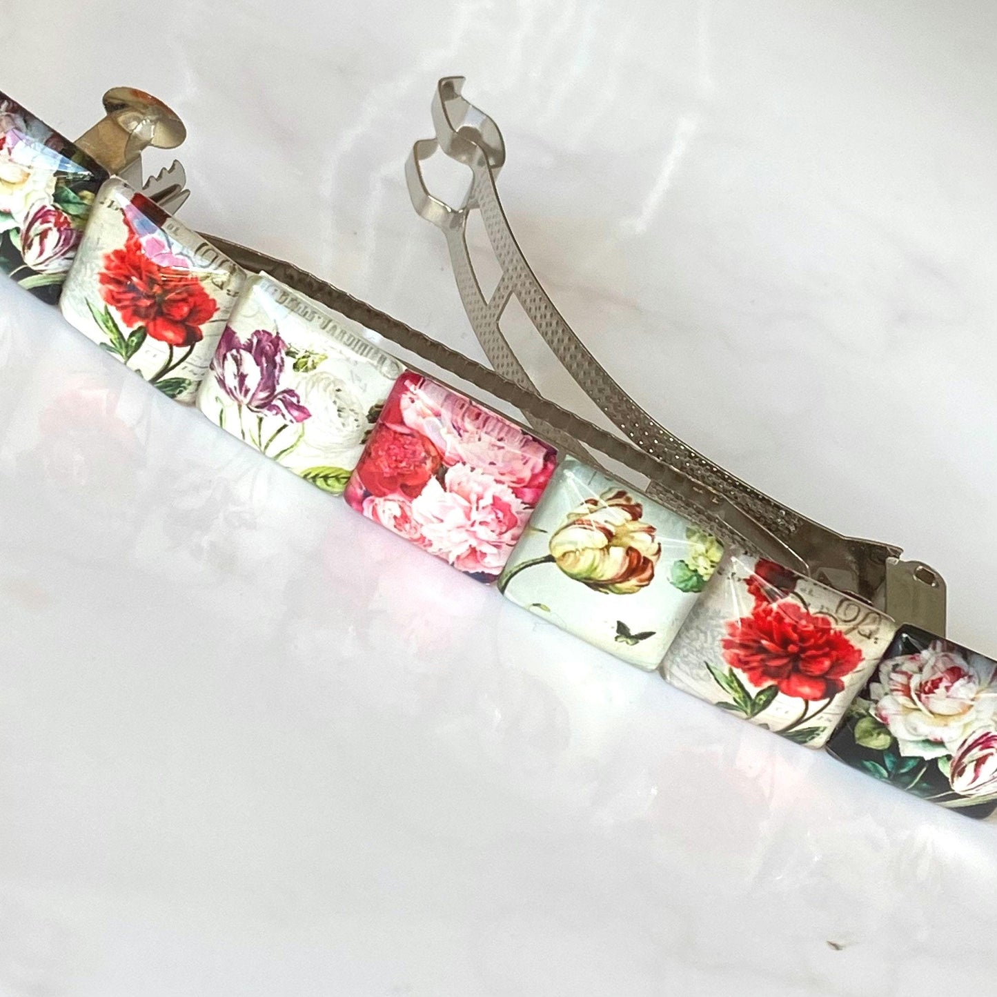 Vintage Floral French Barrette: Secure Flower Hair Clip