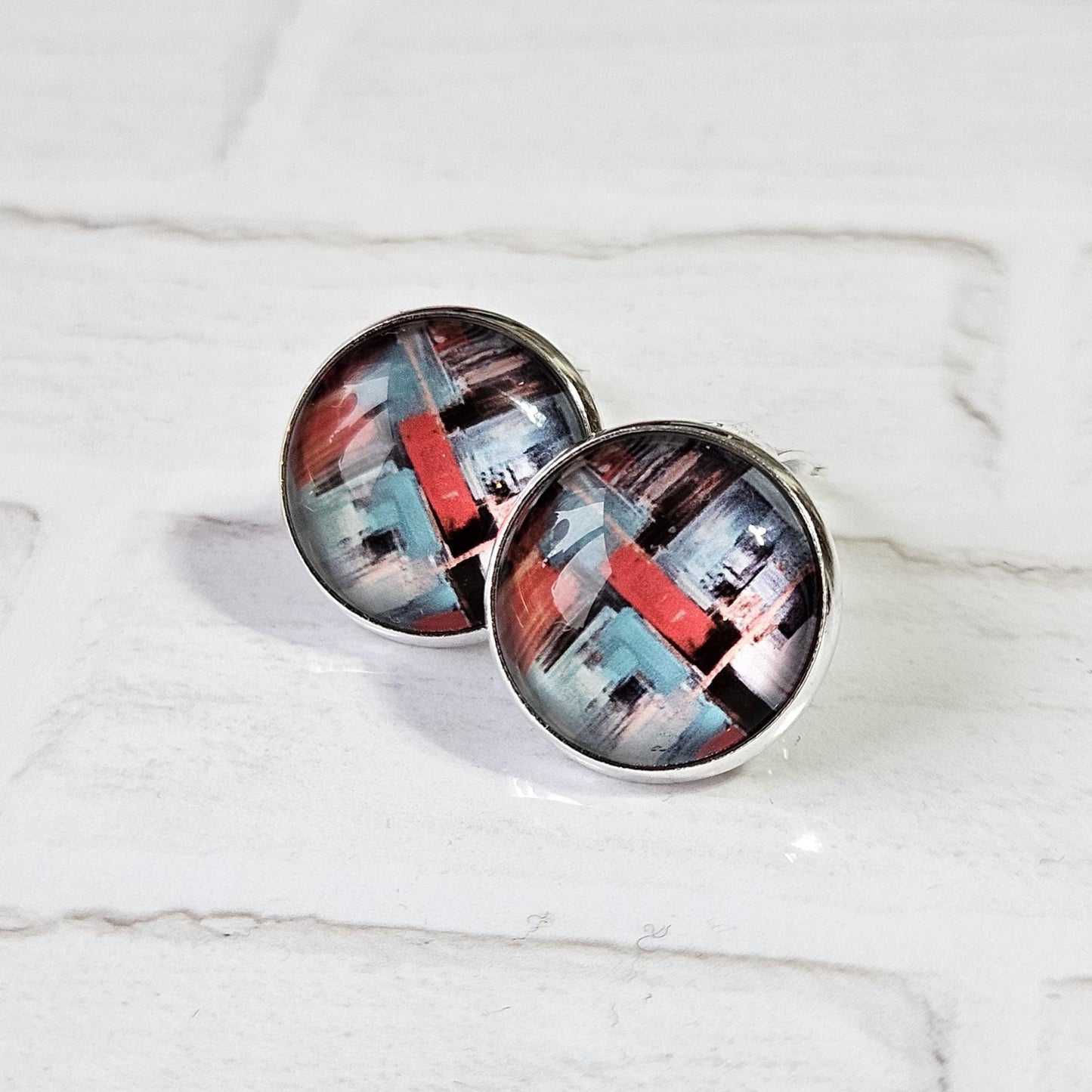 Red & Blue Abstract Paint Stroke Clip-On Earrings – 16mm Cabochon | Non-Pierced