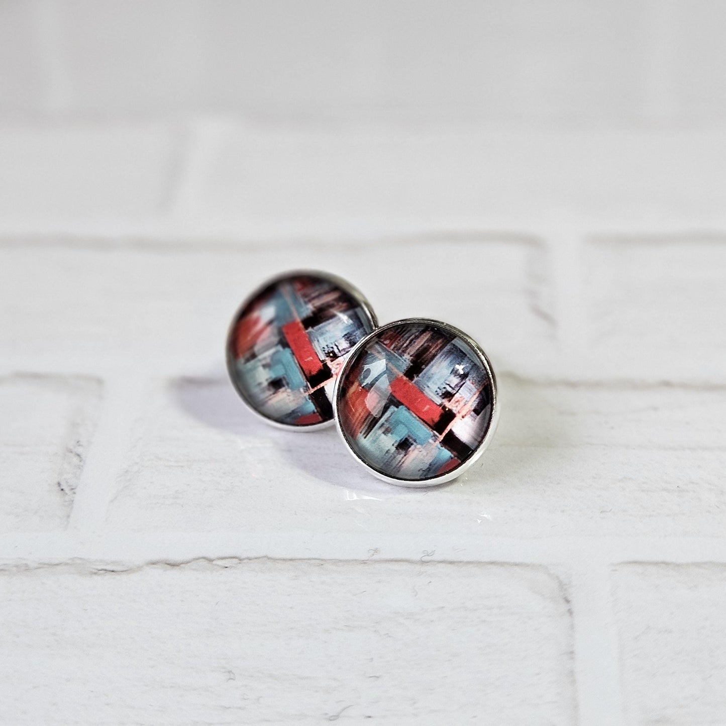 Red & Blue Abstract Paint Stroke Clip-On Earrings – 16mm Cabochon | Non-Pierced