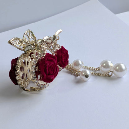 Cherry claw clip small