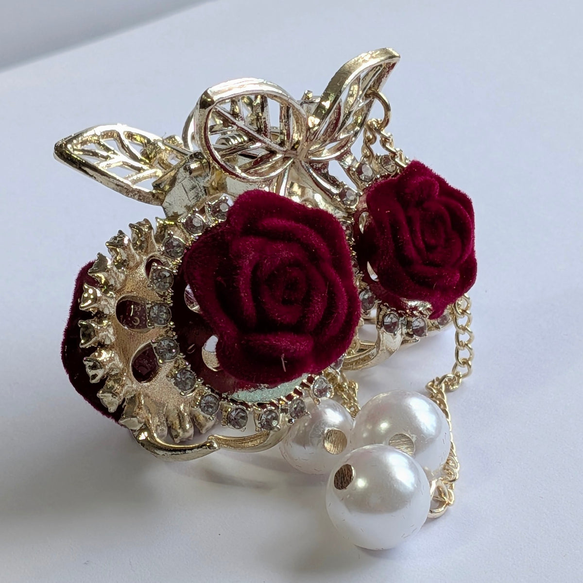 Cherry claw clip small