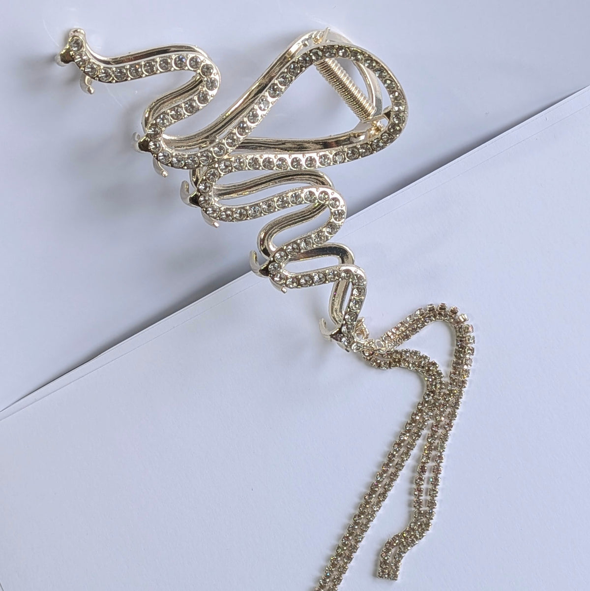 Metal rhinestone claw clip