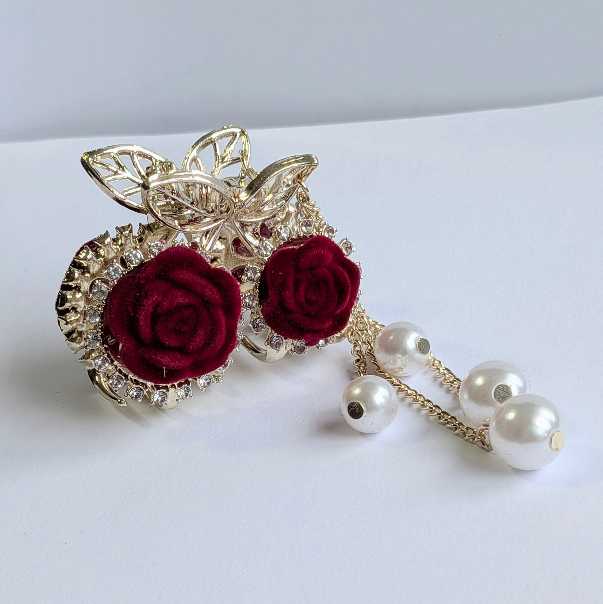 Cherry claw clip small