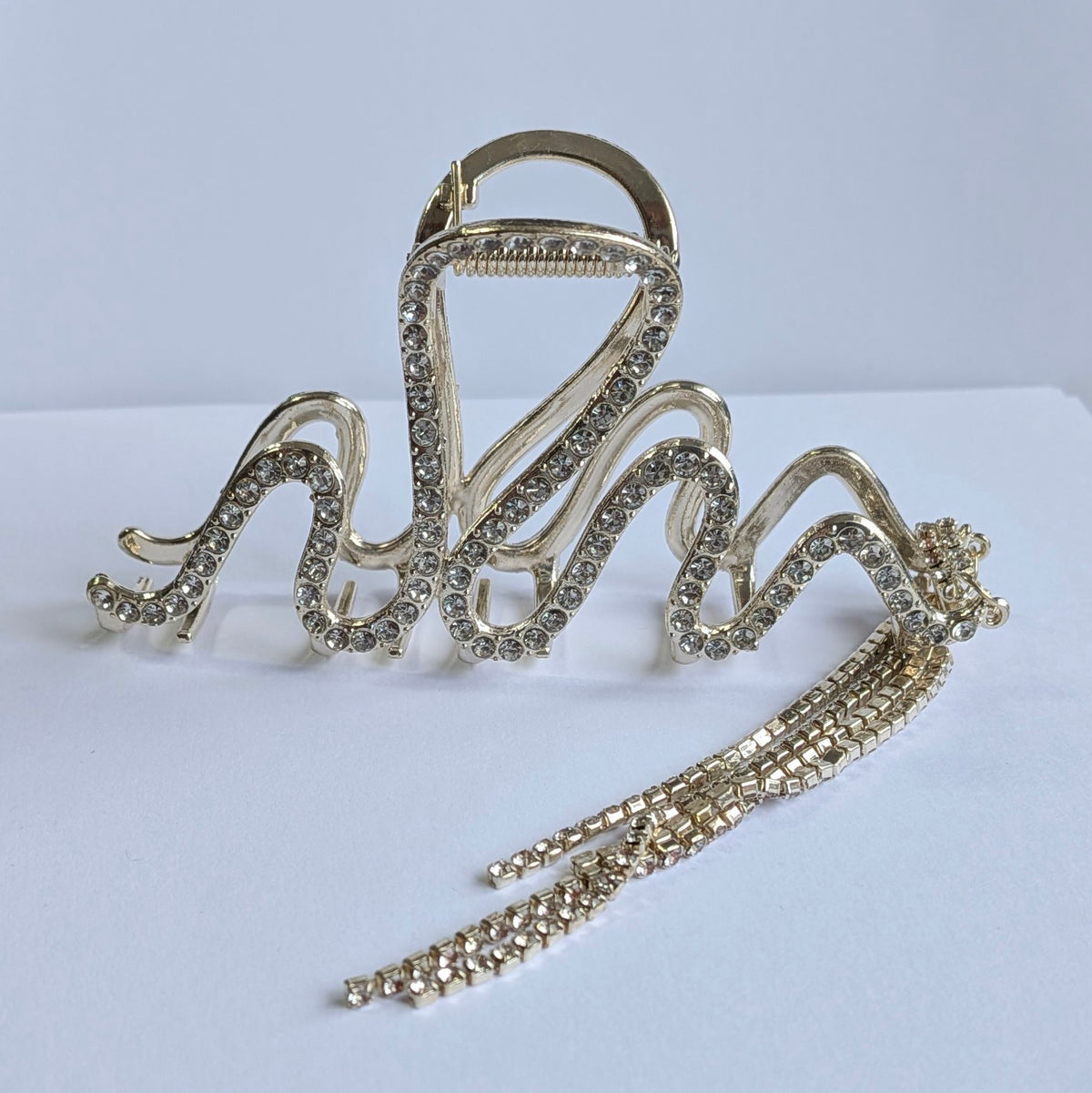 Metal rhinestone claw clip